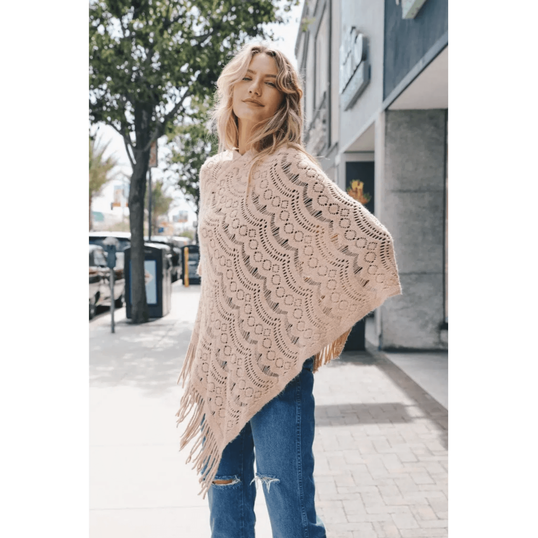 Scallop Bohemian Knit Poncho