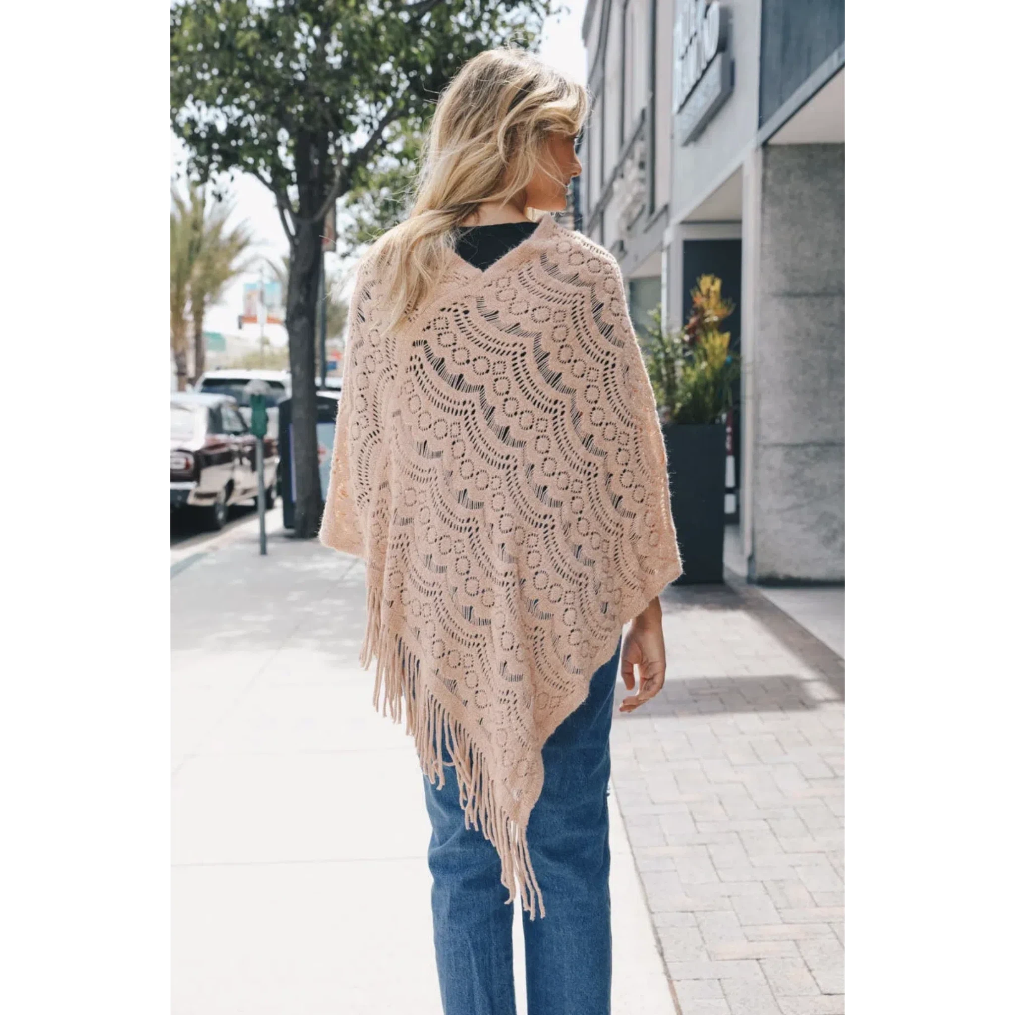 Scallop Bohemian Knit Poncho