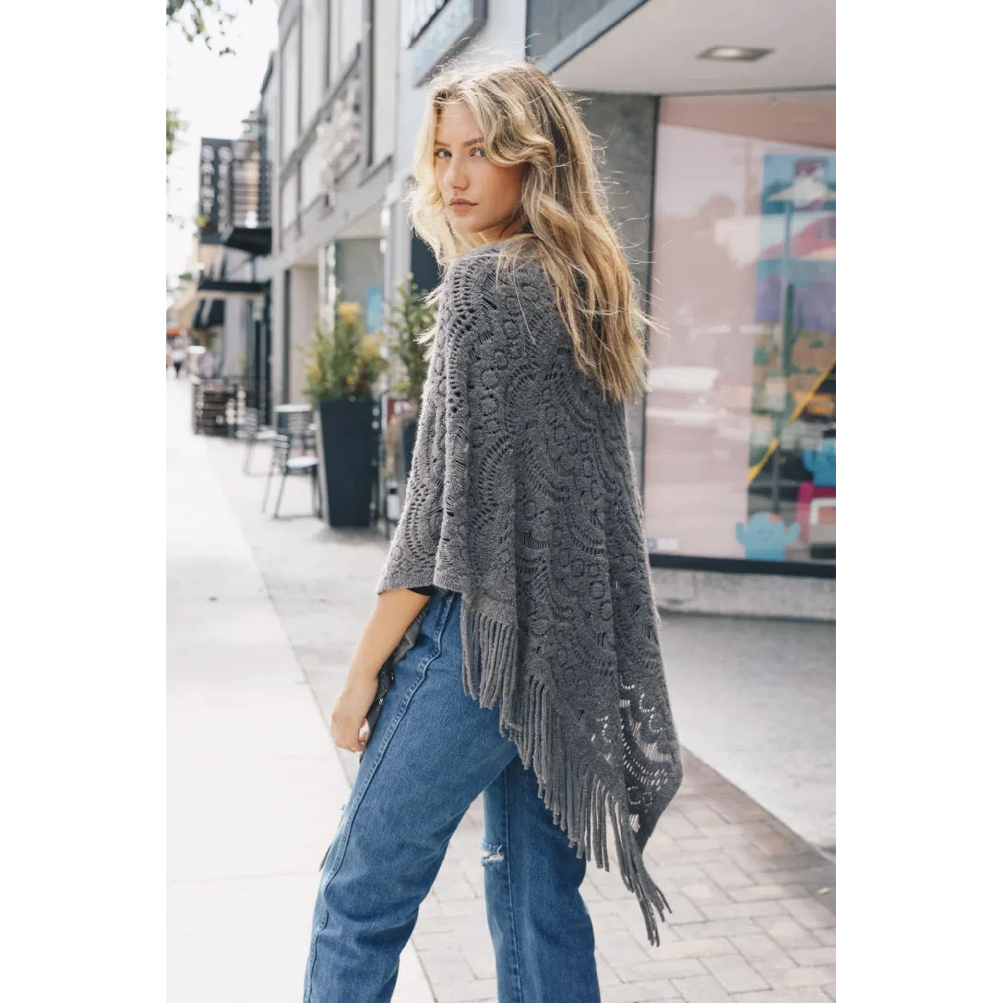 Scallop Bohemian Knit Poncho