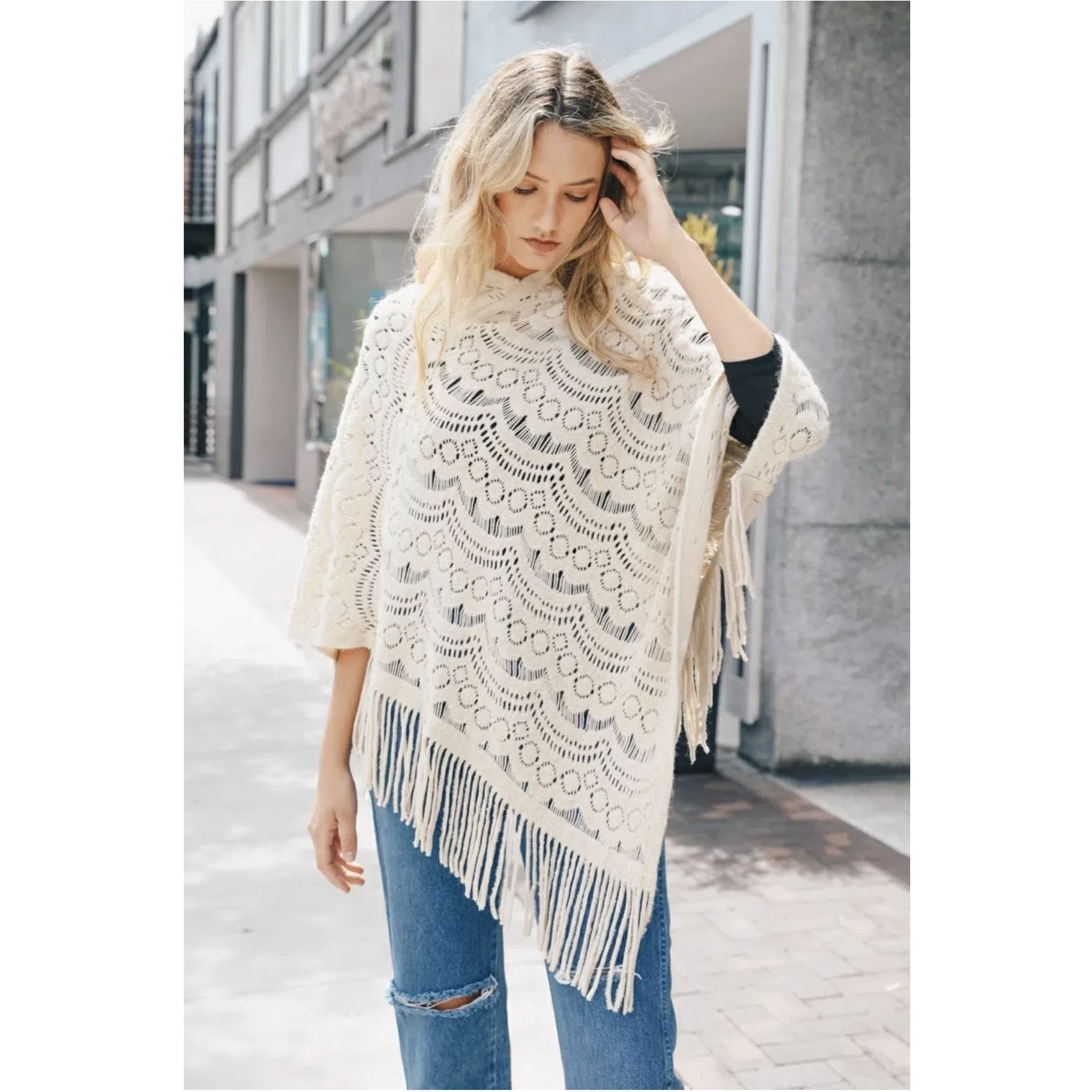 Scallop Bohemian Knit Poncho